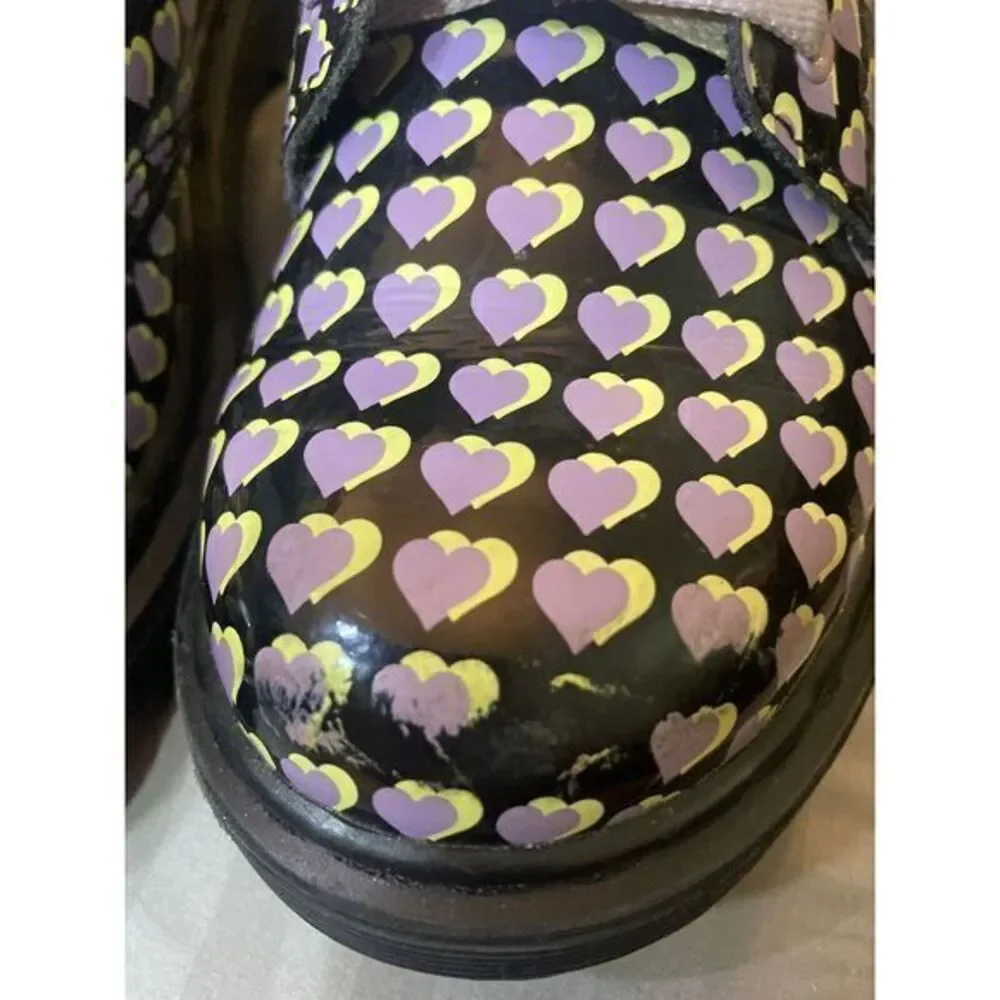 dr martens 1460 Boots Jr Size 13‎ PATENT HEART PRINTED LACE UP Docs